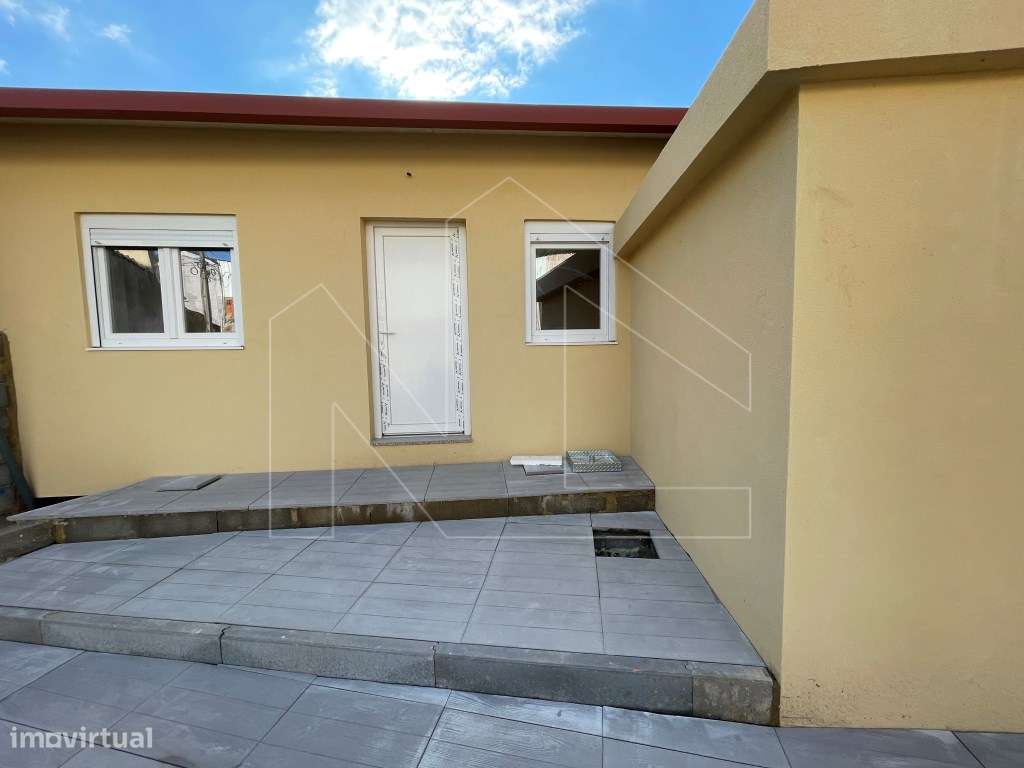 Moradia T2 com Espaço Exterior - A Dois Minutos do Centro de Águeda!-9