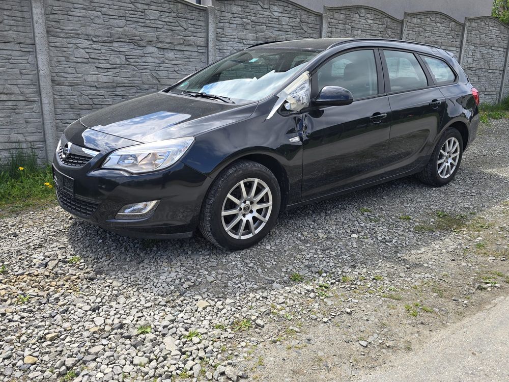 Opel Astra J 1.4 150 Jahre 2012