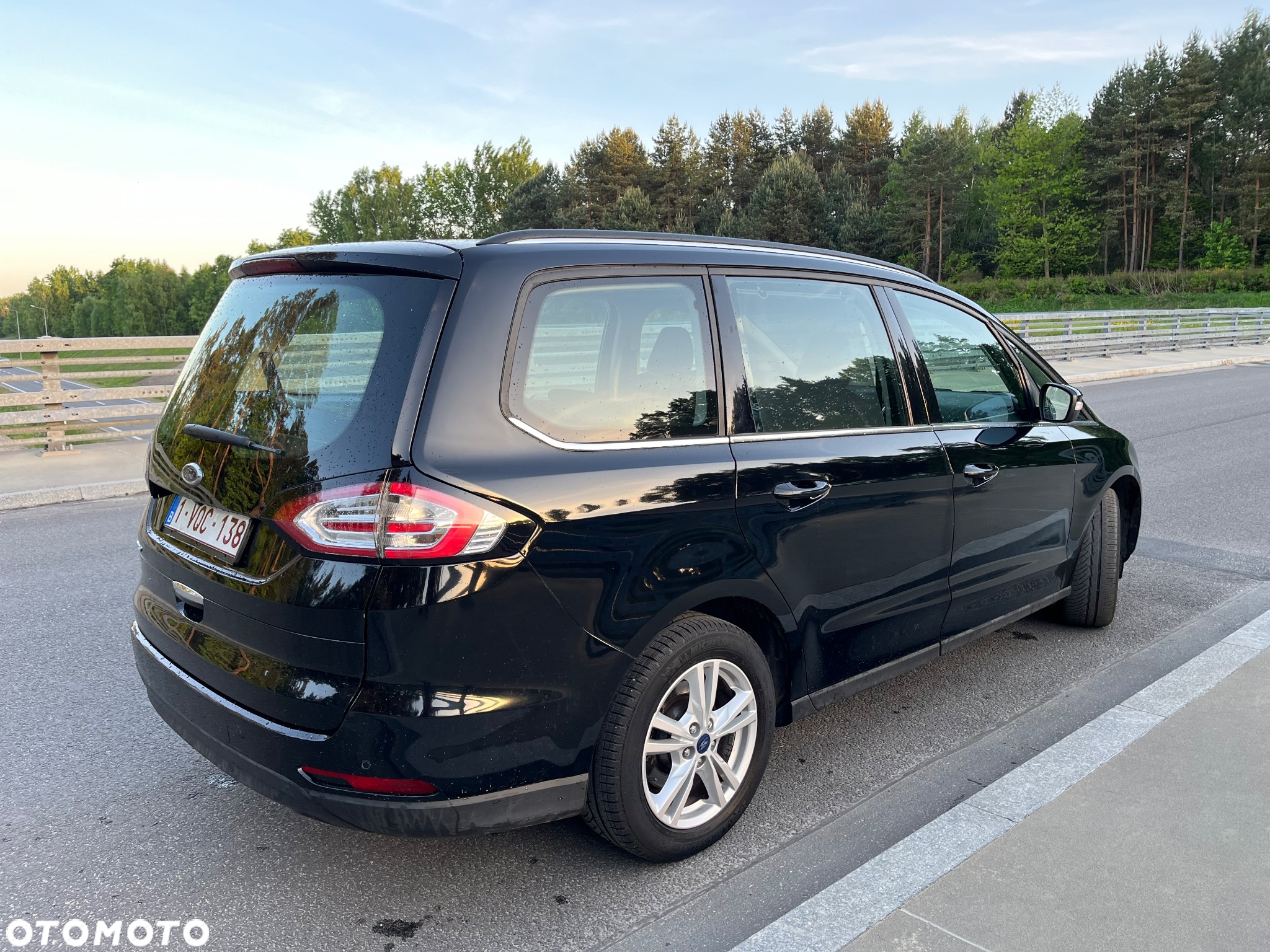 Ford Galaxy 2.0 TDCi Business - 10