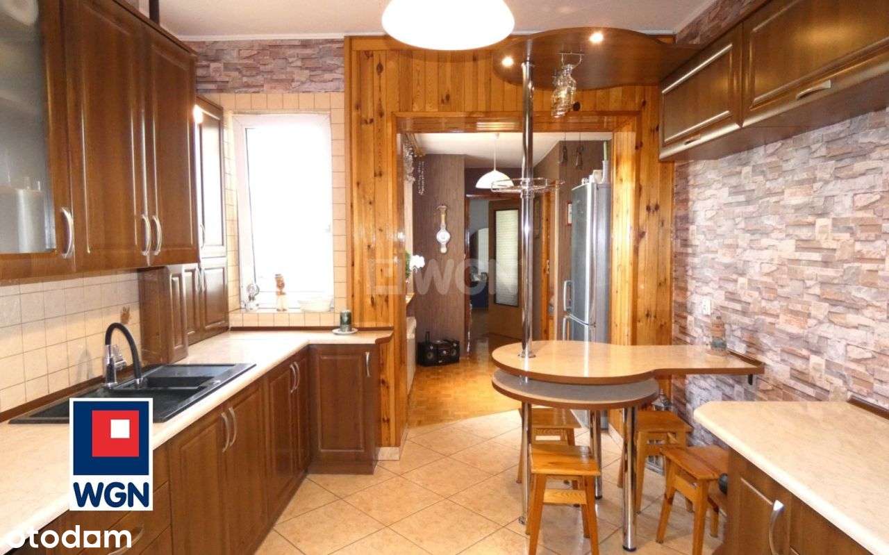 Dom*dwa niezależne mieszkania*-14