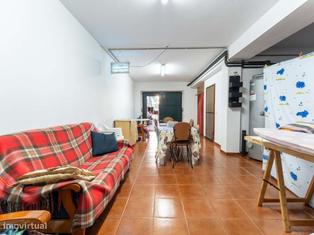 Moradia Geminada T3 Concelho de Alcobaça-38