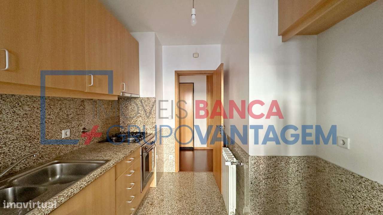 Apartamento T2 em Oliveira do Douro - Grande imagem: 4/10