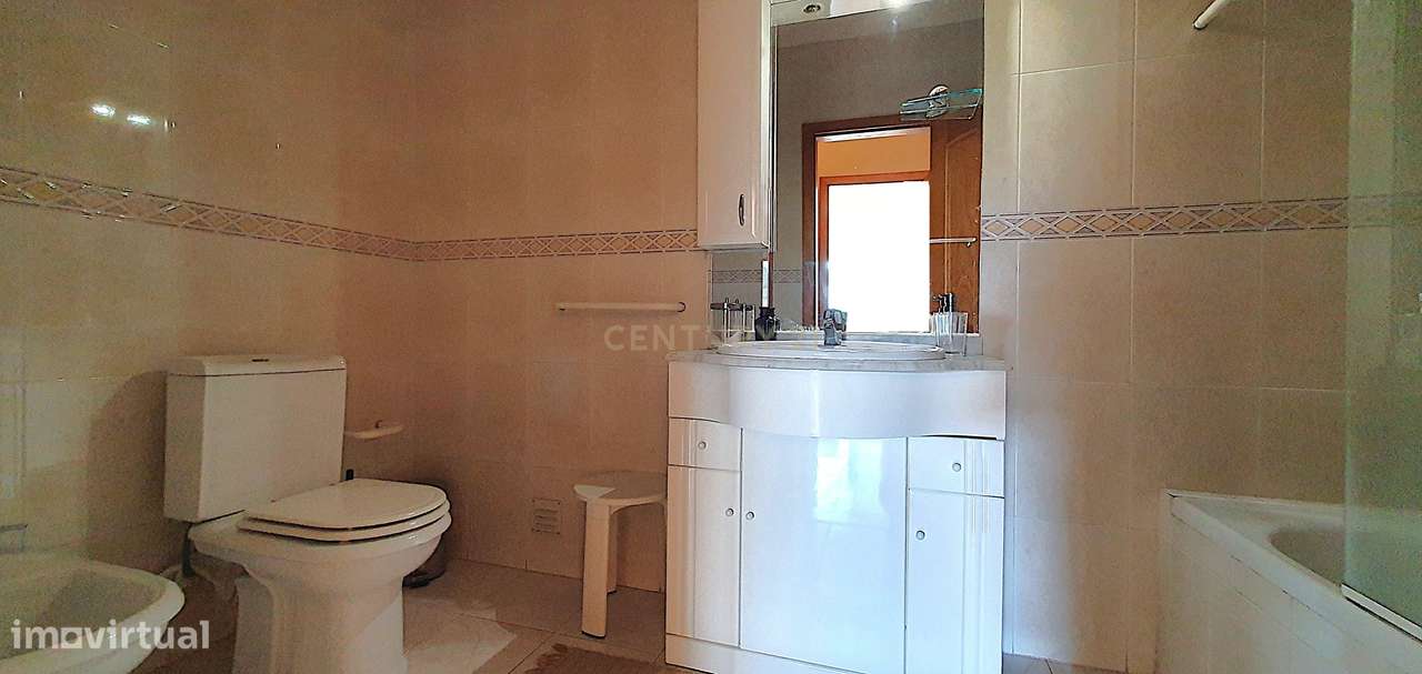 Apartamento T2 Centro da Cidade I  Garagem I Elevador-19