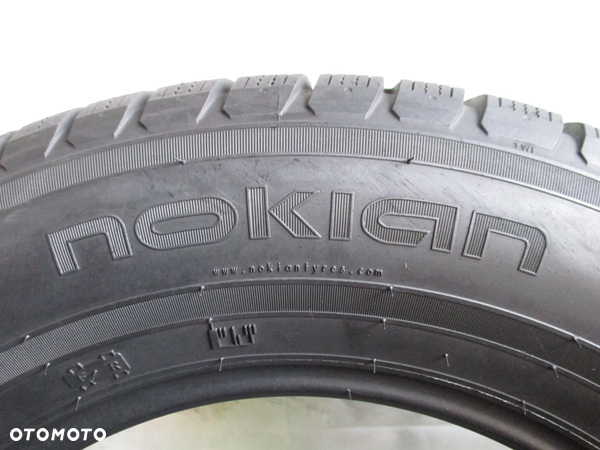 OPONY 235 60 16 104H XL NOKIAN - ZIMA - 3