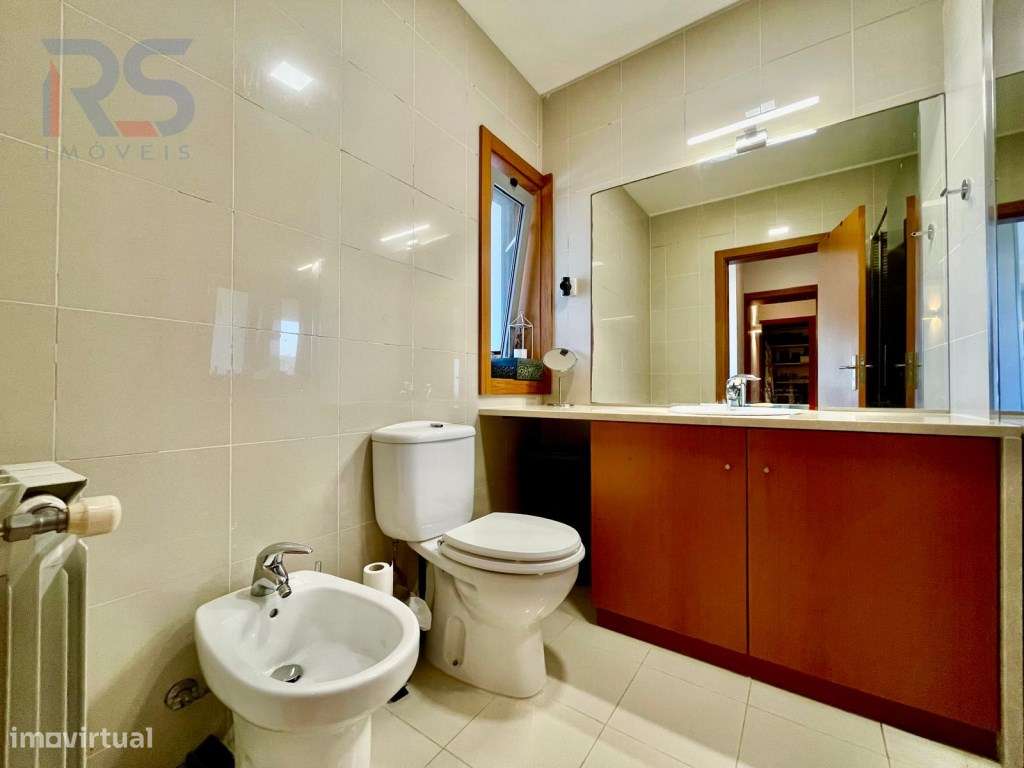 Moradia condomínio fechado T5-12