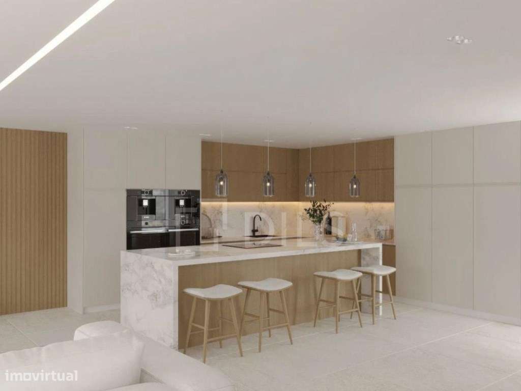 Moradia T4 com elevador e piscina na Luz de Tavira, Algarve - Grande imagem: 5/9