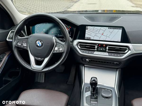 BMW Seria 3 320d xDrive MHEV Luxury Line sport - 8