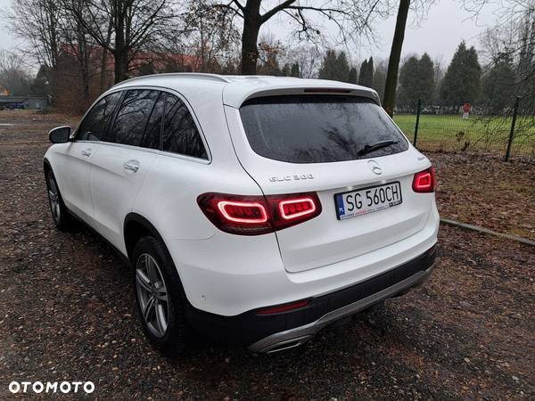 Mercedes-Benz GLC 300 4Matic 9G-TRONIC Exclusive - 7