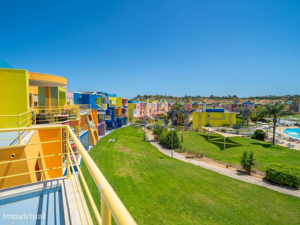 Apartamento T2, Orada, Marina Albufeira, Virado a Sul-0