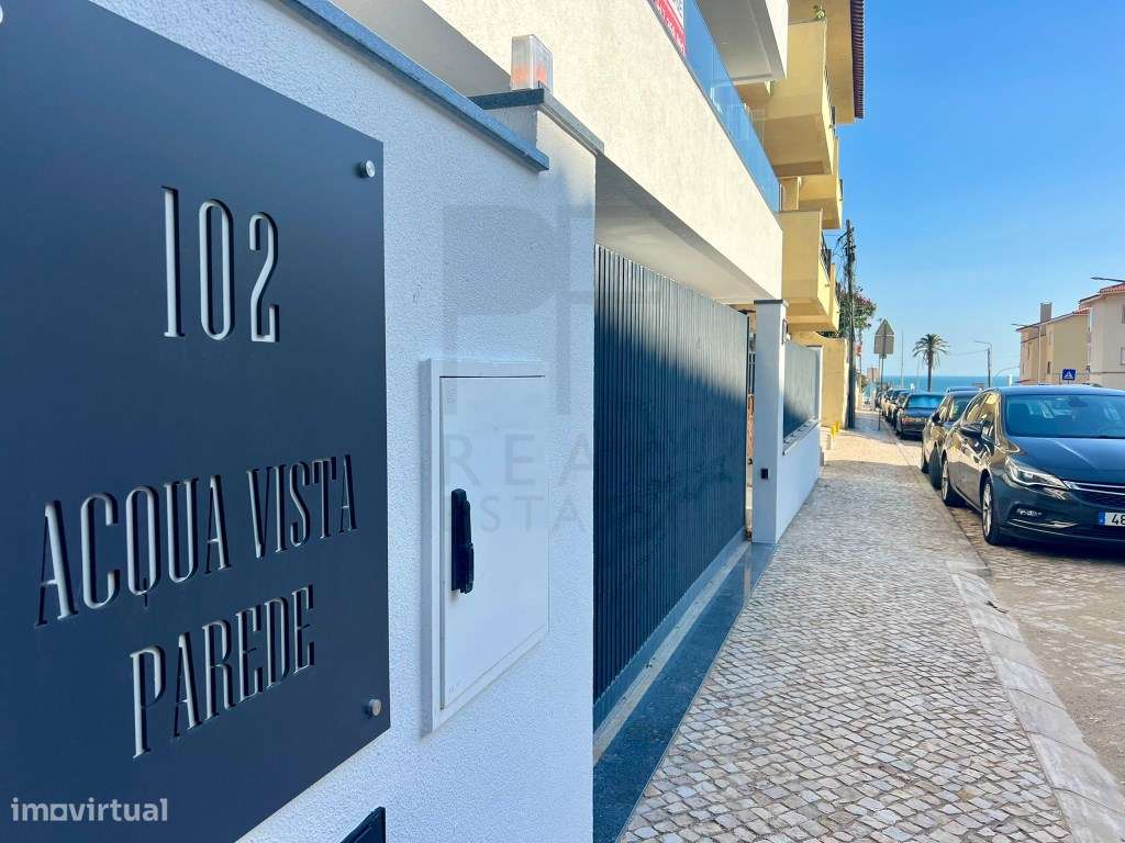 T3 em Suites / R/C com elevador - PAREDE-10