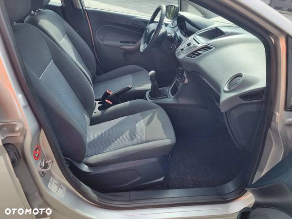 Ford Fiesta 1.25 Ambiente - 7