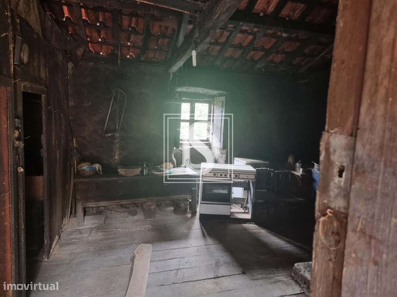 Moradia Isolada T2 em UDF de Ventosa e Cova-8