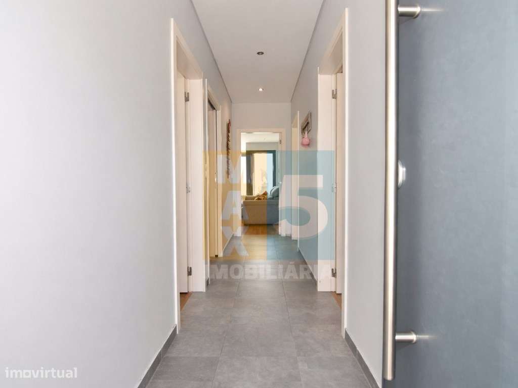 Moradia com 2 terraços em zona calma - Montijo-12