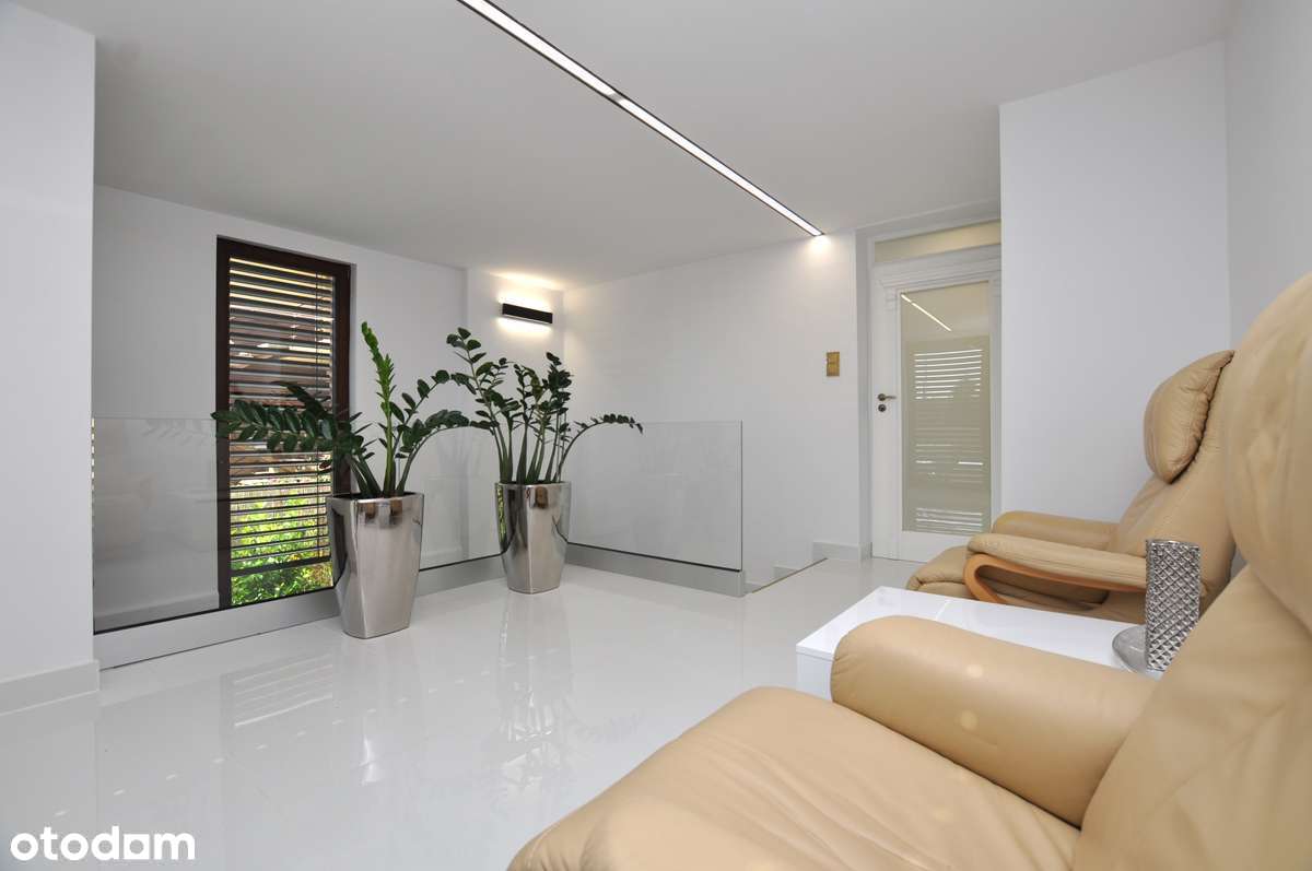 Dom po remoncie - Piękny zadbany ogródek z jacuzzi | Bardzo kameralnie - Pełny obrazek: 4/20