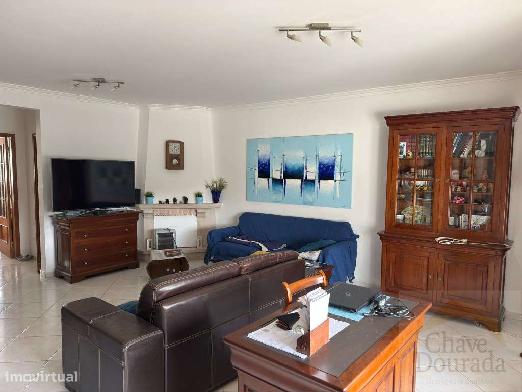 Moradia M3 com logradouro e garagem - Santa Clara - Grande imagem: 2/26