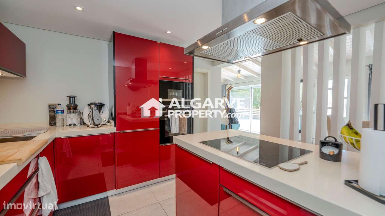 Moradia V3 + 2 numa zona calma perto de Loulé, Algarve-50