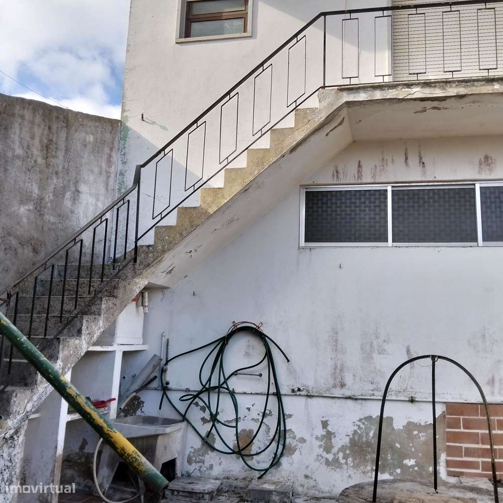 Moradia T-5 pronta a habitar Maiorga -Alcobaça-Nazaré Leiria-17