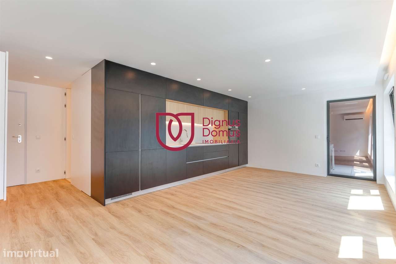 Apartamento T3 com 2 Lugares de Garagem — Centro de Gaia-12