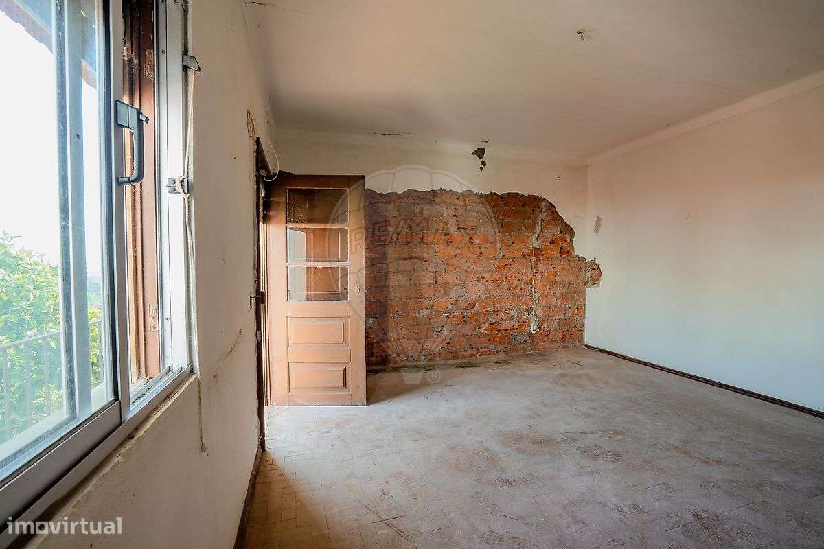 Moradia T2 para venda-27