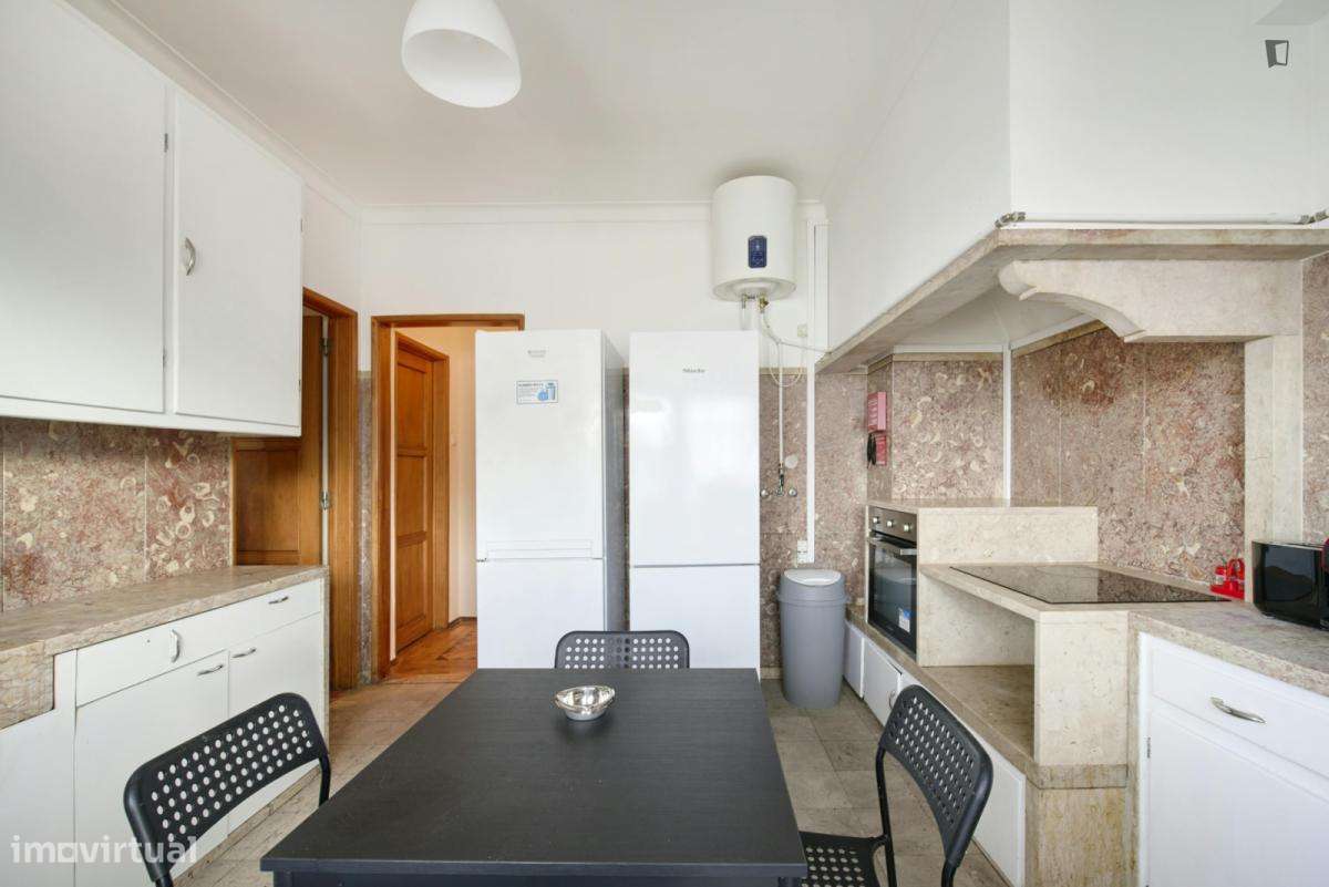 Quarto - localizado em Santa Apolónia Lisbon - Grande imagem: 3/21