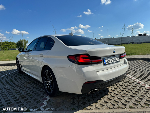 BMW Seria 5 520i Aut. M Sport Edition - 3