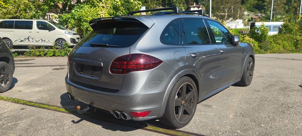 Porsche Cayenne II GTS Tiptronic S 2013