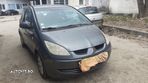 Far dreapta Mitsubishi Colt - 2