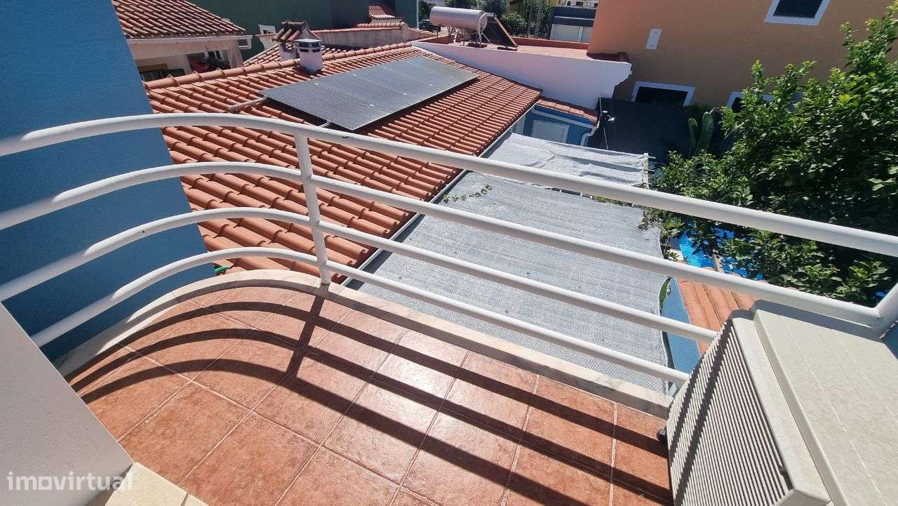 Moradia T5 com piscina, Brejos de Azeitão, Azeitão-32