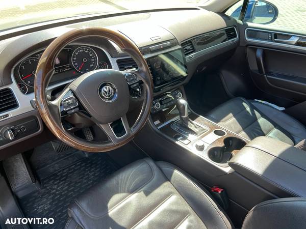 Volkswagen Touareg 3.0 V6 TDI BMT - 7