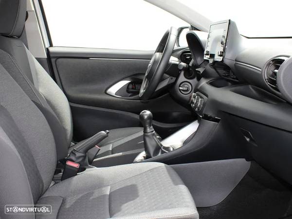 Toyota Yaris 1.0 VVT-i Comfort Plus - 6