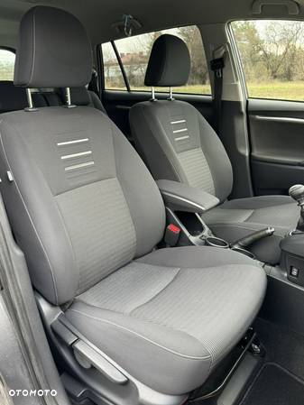 Toyota Verso 1.6 Premium - 8