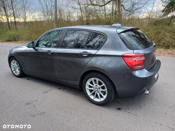 BMW Seria 1 118i - 27