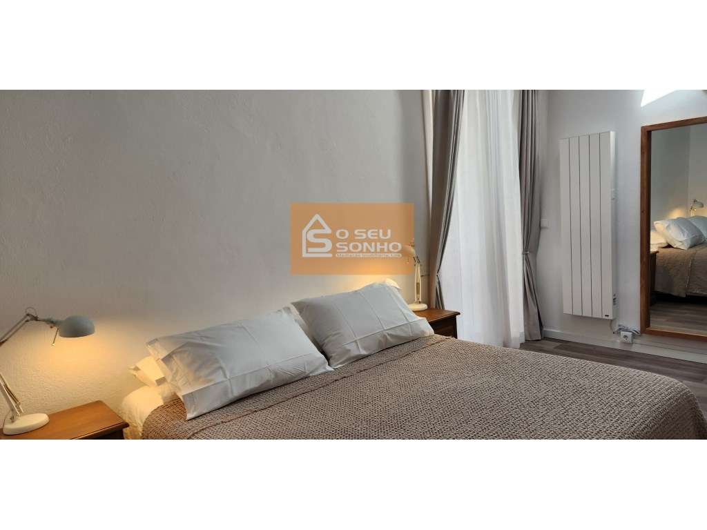 Moradia Térrea Tradicional com Terraço no Centro Histórico de São B...-13