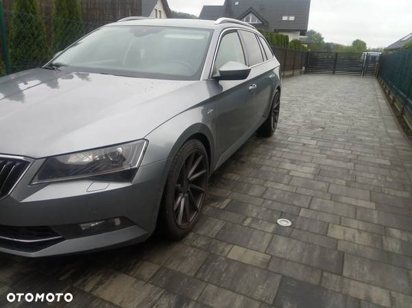 Skoda Superb 2.0 TSI 4x4 DSG L&K - 24