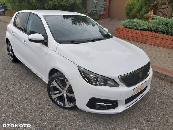 Peugeot 308 1.2 PureTech Allure Pack S&S EAT8 - 7