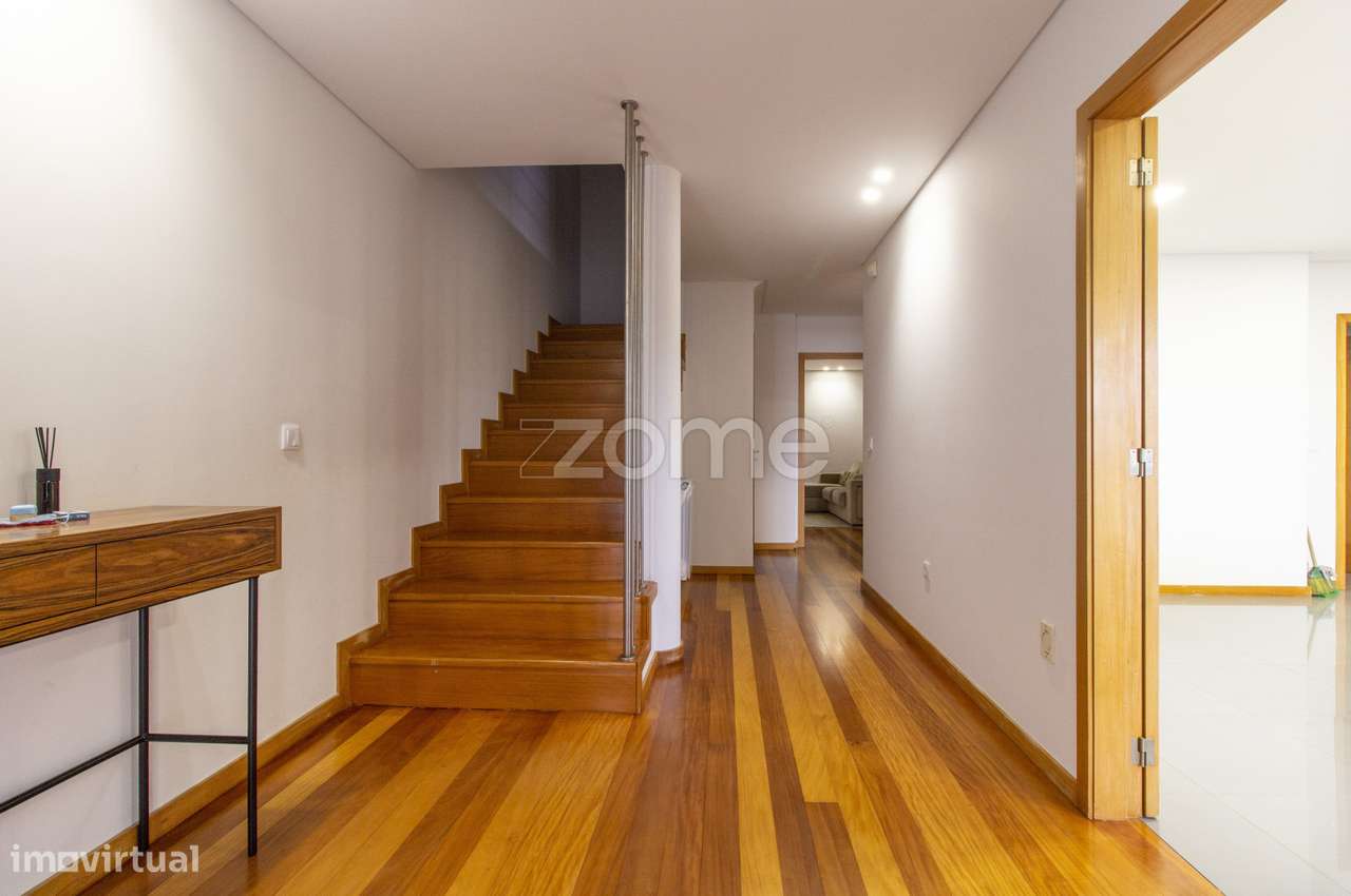 Moradia de gaveto T3 para arrendar em Merelim S. Pedro- Braga - Grande imagem: 3/26