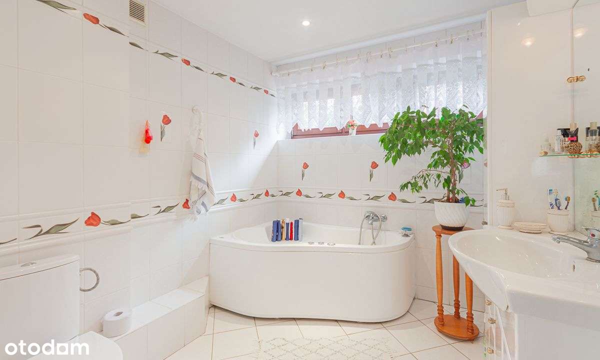 Duży dom 220m2 z pięknym ogrodem (działka 11 ar)-7