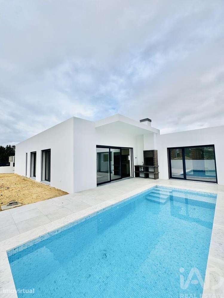 Casa / Villa T3 em Fernão Ferro de 130,00 m2 - Grande imagem: 4/29