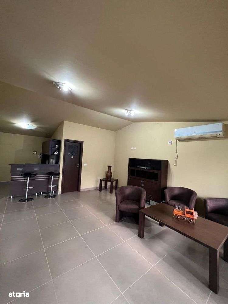 Teren de vânzare MiniFotbal + Spațiu comercial (în subcetate) - Imagine principală: 4/10