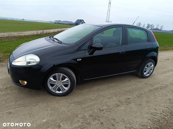 Fiat Grande Punto 1.4 8V Racing - 13