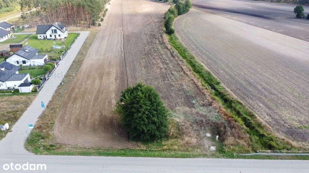 Kształtna działka z dobrym dojazdem-10