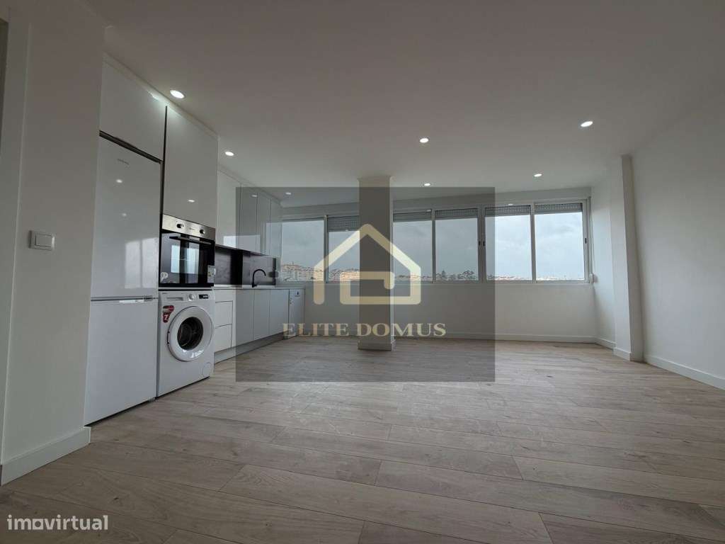 T4 Totalmente Remodelado, Damaia - Amadora. - Grande imagem: 4/23