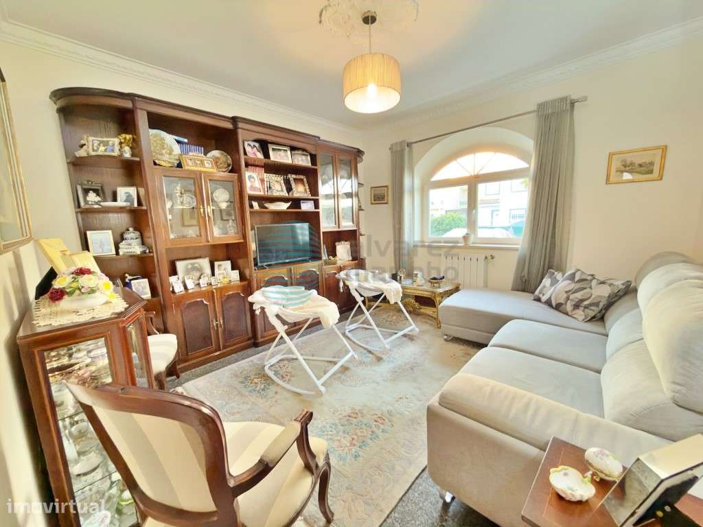 Moradia V5 com terreno com 2075m2, vista de mar-27