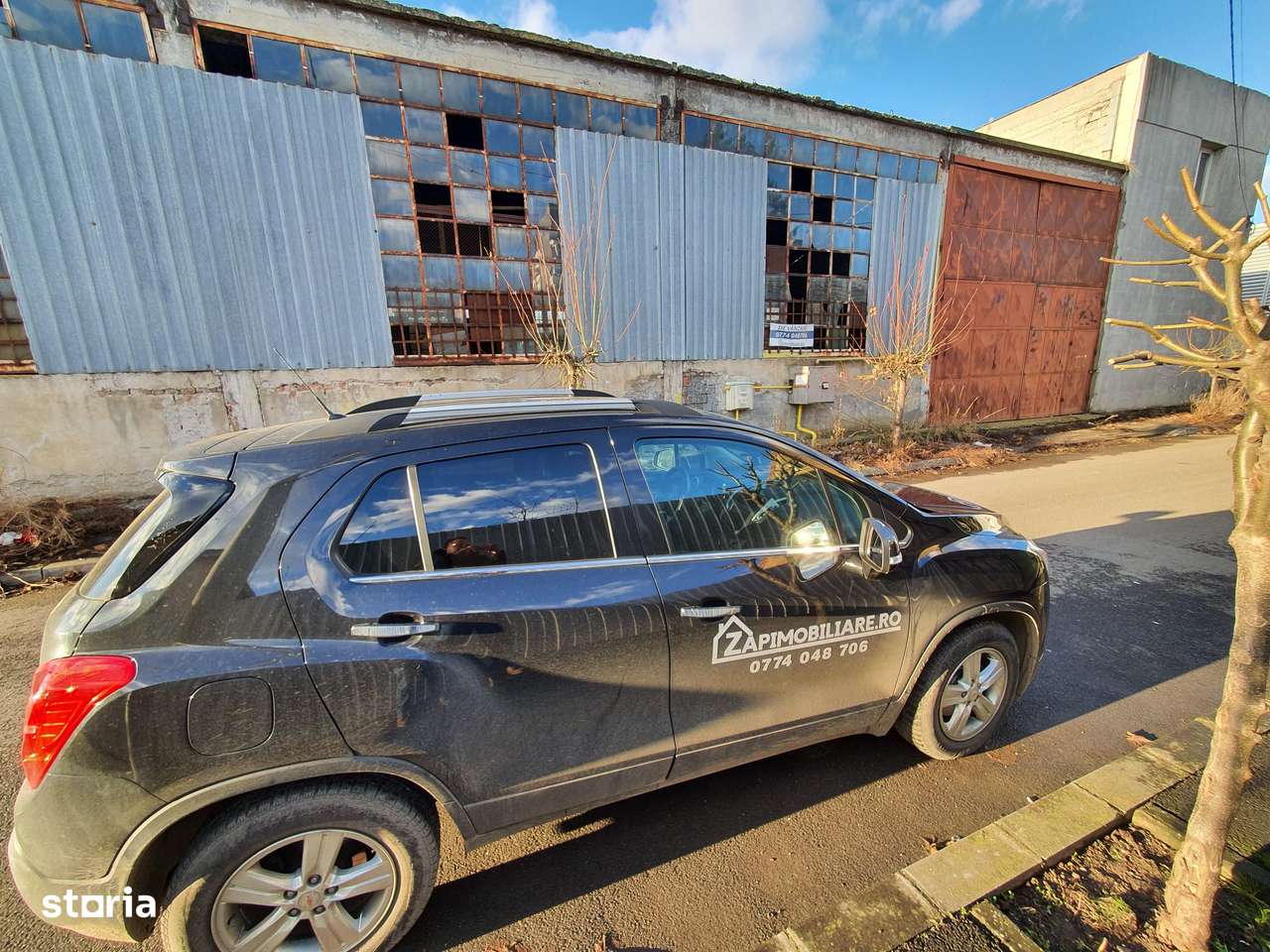 Hală + birouri suprafața totală 800 mp - Imagine principală: 3/3