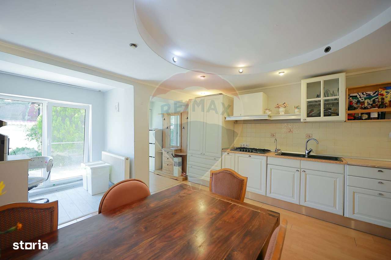 De vânzare casă în zona Nufarul - Imagine principală: 2/20