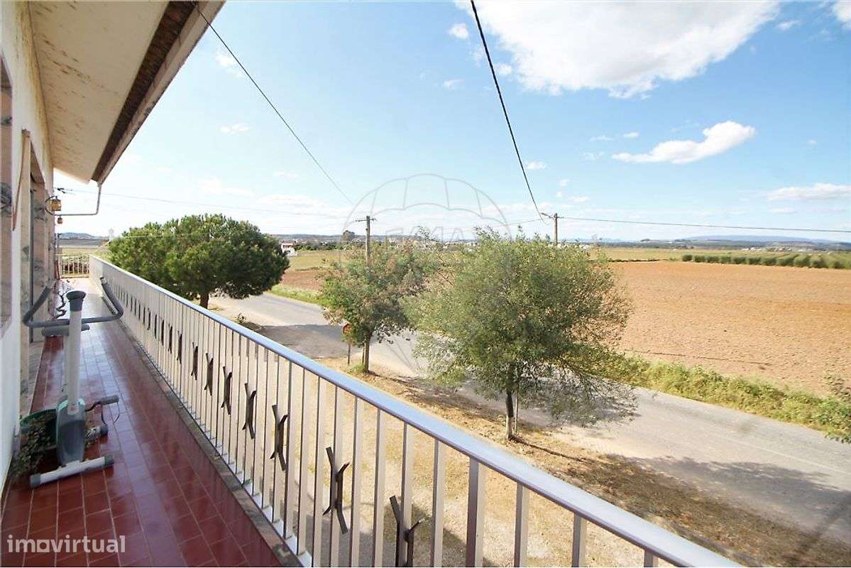 Investimentos T4 para venda - Grande imagem: 2/23