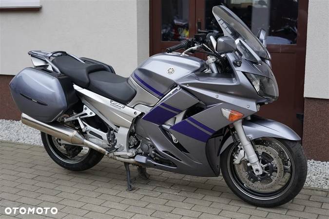 Yamaha FJR - 1