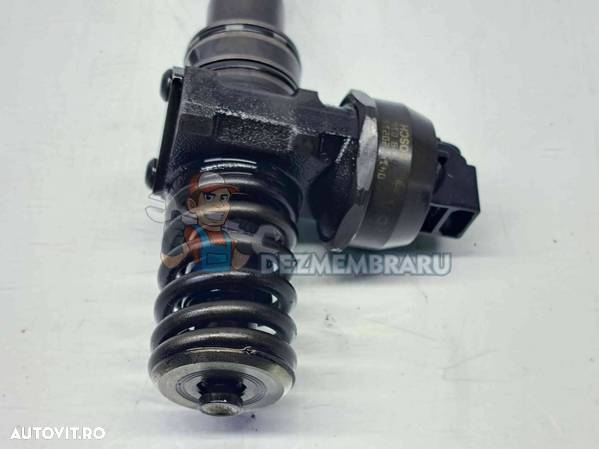 Injector Skoda Fabia 2 Combi (5J, 545) [Fabr 2007-2014] 038130073AG 1.9 TDI BSW 77KW 105CP - 4