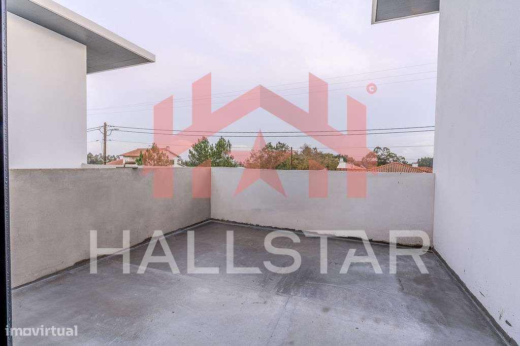 Moradia T3+1 Geminada / Em Construção / Leiria-21