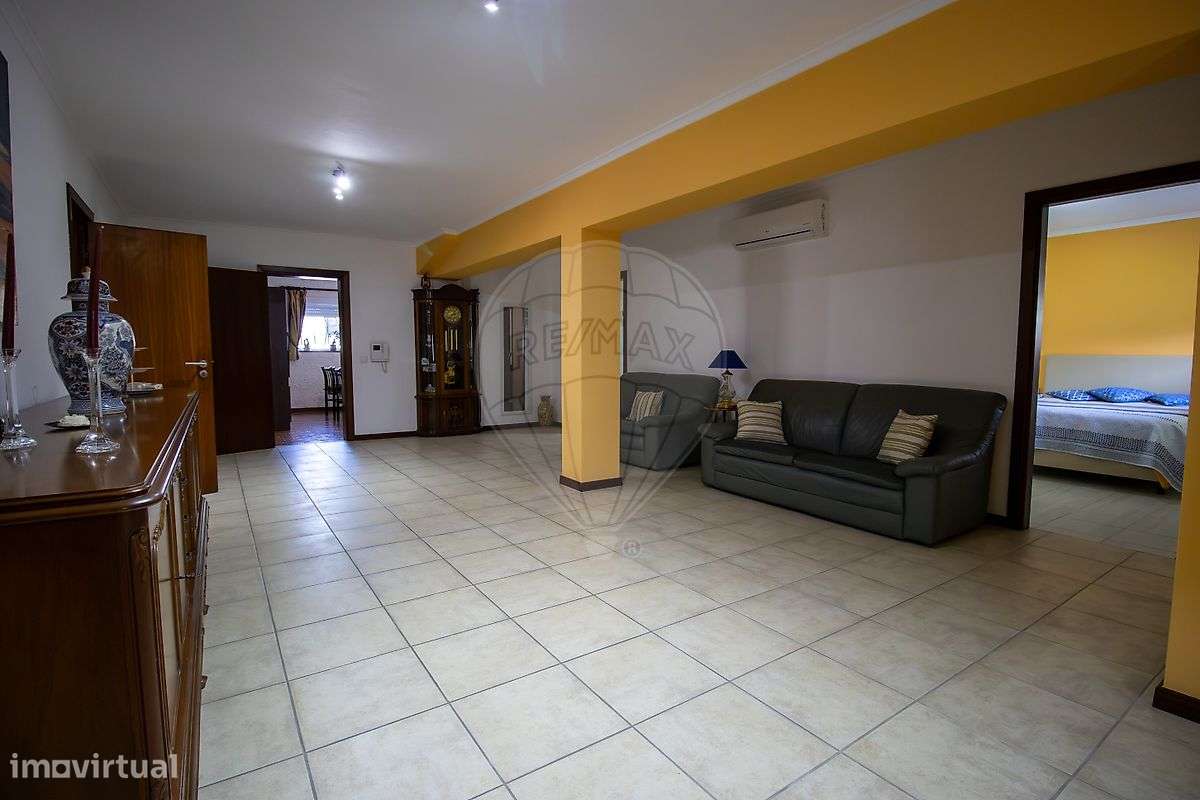 Moradia T6 para venda-30
